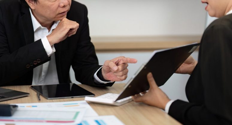 会社への報告・相談の方法